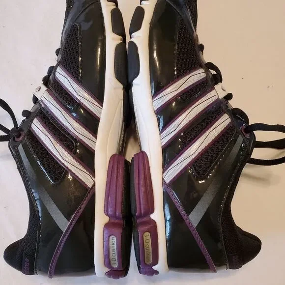 ADIDAS running shoe size 9 - Picture 4 of 8